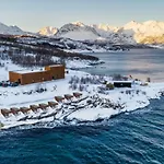 Aurora Distillery * Lyngseidet